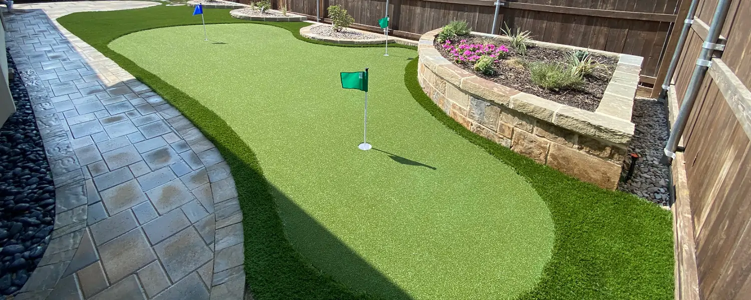 Bay Area backyard putting green installation from SYNLawn