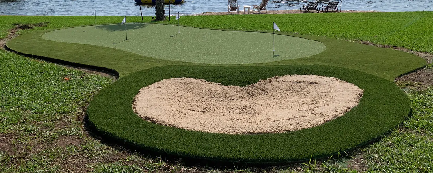 Artificial grass putting green installed by SYNLawn 