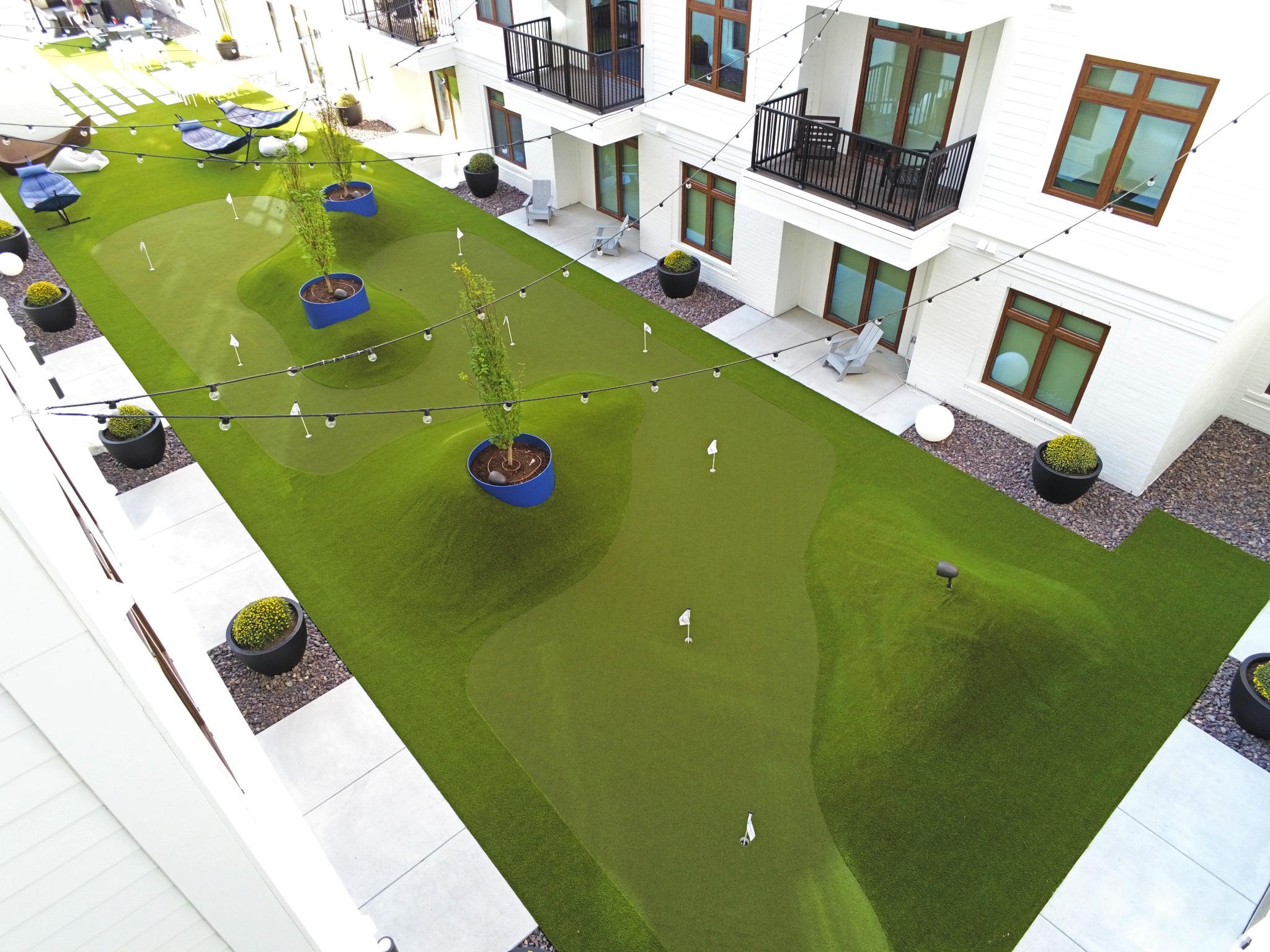 Bay Area Commercial Artificial Grass Putting Green Courtyard Bay Area Commercial Artificial Grass Putting Green Courtyard