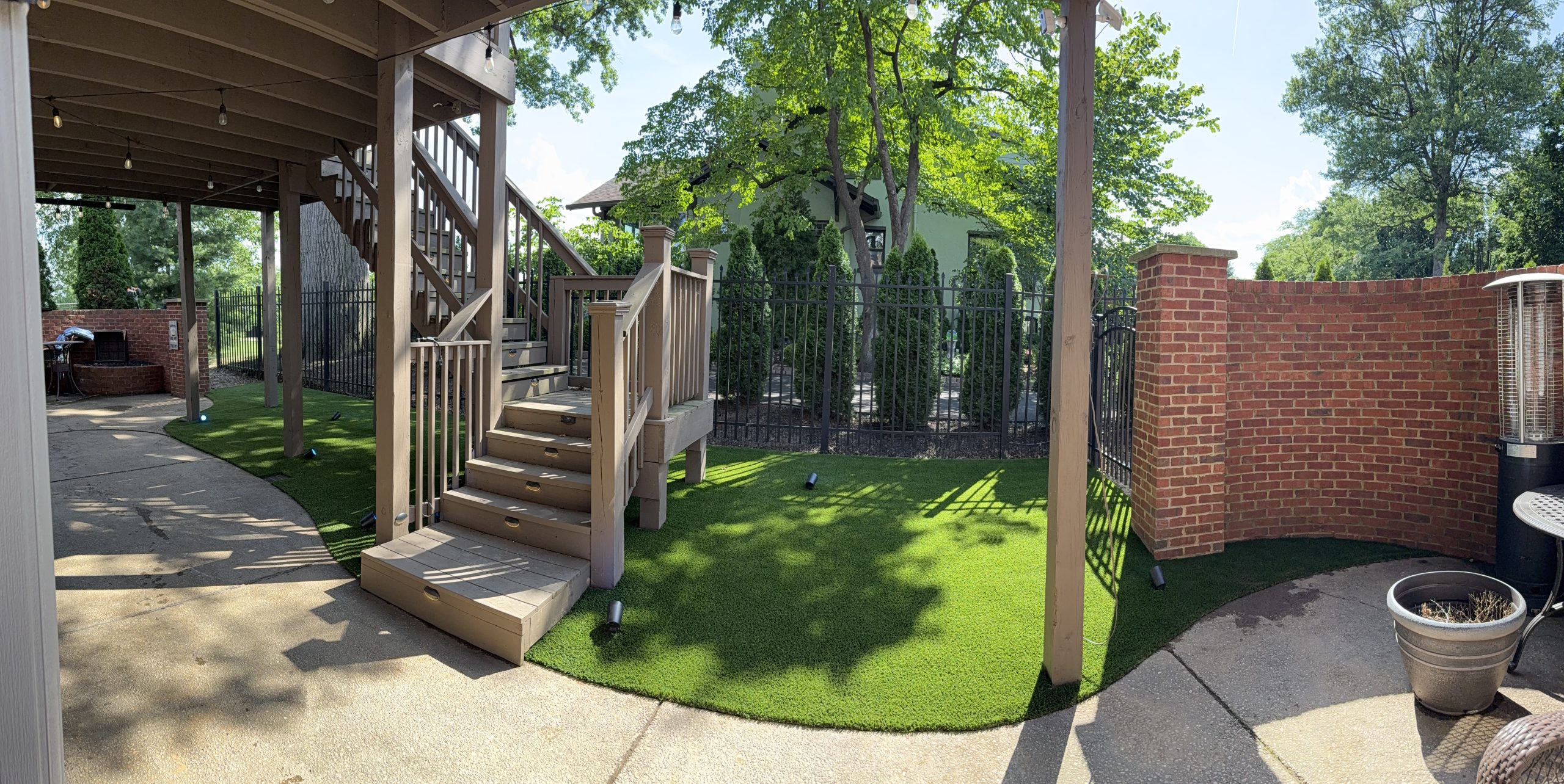 Bay Area side yard artificial pet turf lawn